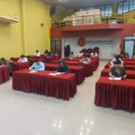 𝗘𝘅𝗮𝗺𝗲𝗻 𝗮 𝗷𝘂𝗲𝗰𝗲𝘀 𝘀𝘂𝗽𝗲𝗿𝗻𝘂𝗺𝗲𝗿𝗮𝗿𝗶𝗼𝘀: 𝟮𝟱 𝗮𝘀𝗽𝗶𝗿𝗮𝗻𝘁𝗲𝘀 𝗱𝗲𝗺𝘂𝗲𝘀𝘁𝗿𝗮𝗻 𝘀𝘂𝘀 𝗰𝗼𝗺𝗽𝗲𝘁𝗲𝗻𝗰𝗶𝗮𝘀 𝗲𝗻 𝗲𝘃𝗮𝗹𝘂𝗮𝗰𝗶𝗼́𝗻 𝗱𝗲 𝗰𝗼𝗻𝗼𝗰𝗶𝗺𝗶𝗲𝗻𝘁𝗼𝘀