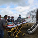 Gestante con diagnóstico de alto riesgo fue trasladada a Lima en vuelo chárter desde Tocache