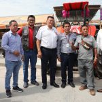 Gobernador Walter Grundel entrega tractor agrícola a la Cooperativa Arrocera del Alto Mayo en Rioja