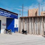 Padres de familia denuncian construcción privada que invade espacio estudiantil