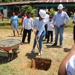 Inicia construcción de espacio deportivo en la I.E. 0736 de Pushurumbo Viejo